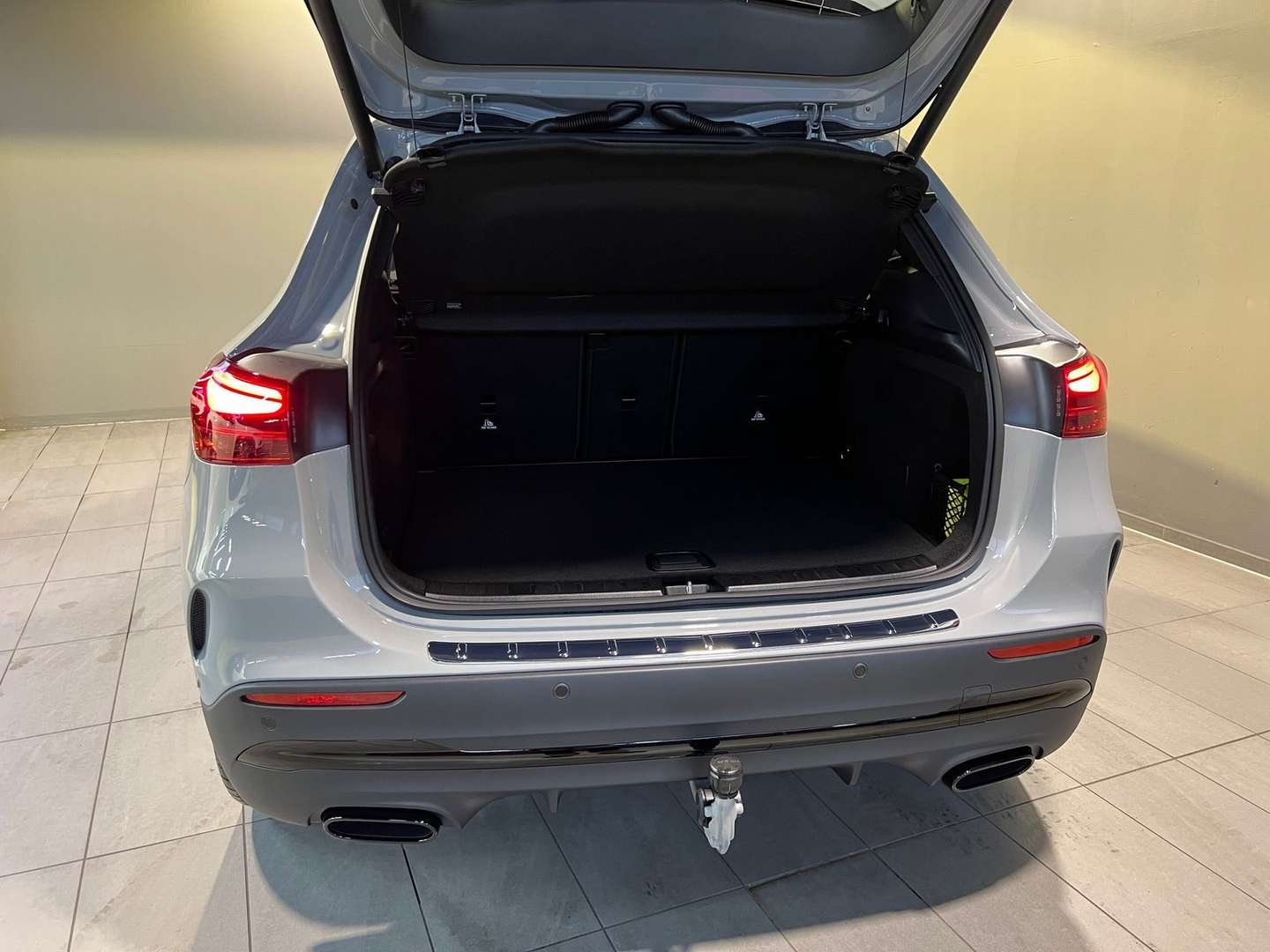 Mercedes GLA 220 Night Edition - 2025 - Joinsteer - #3