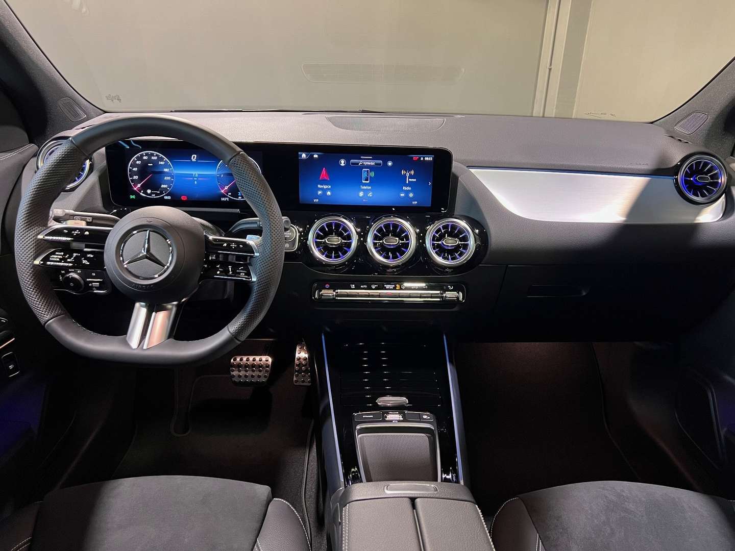 Mercedes GLA 220 Night Edition - 2025 - Joinsteer - #4