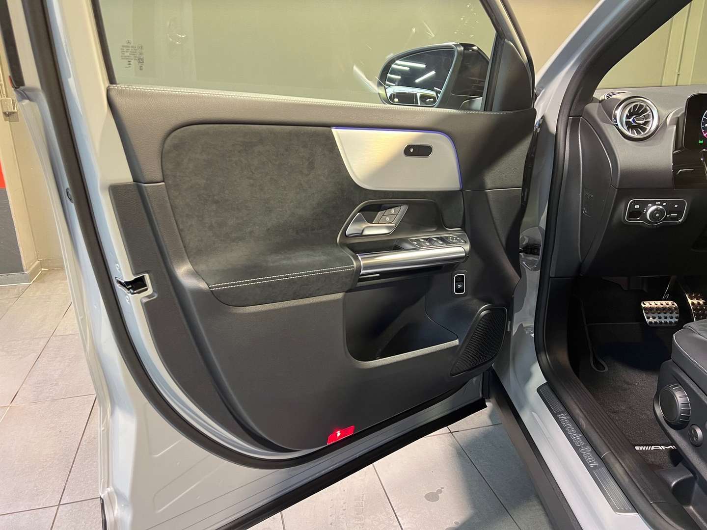 Mercedes GLA 220 Night Edition - 2025 - Joinsteer - #12