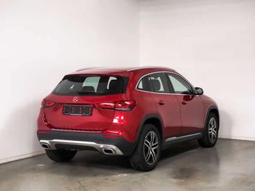 Mercedes GLA 200 Progressive — photo 2