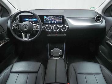 Mercedes GLA 200 Progressive — photo 7