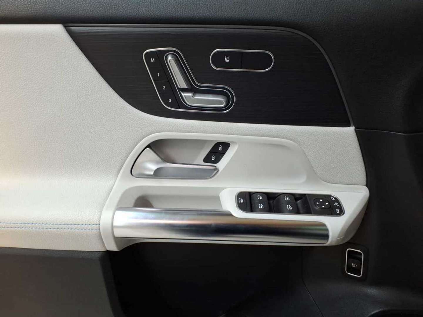 Mercedes EQA 250 Edition 1 - 2022 - Joinsteer - #3