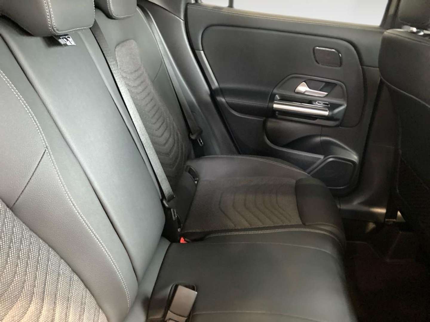 Mercedes GLA 200 Progressive Line - 2025 - Joinsteer - #8