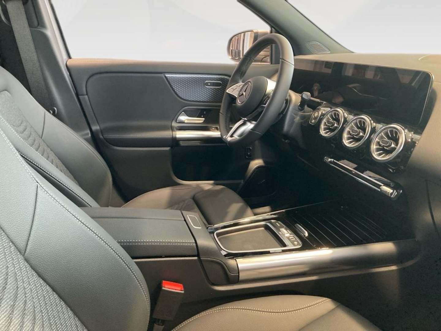 Mercedes GLA 200 Progressive Line - 2025 - Joinsteer - #9