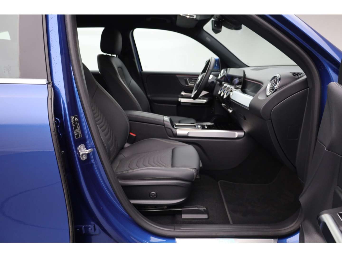 Mercedes EQB 300 Progressive - 2024 - Joinsteer - #13