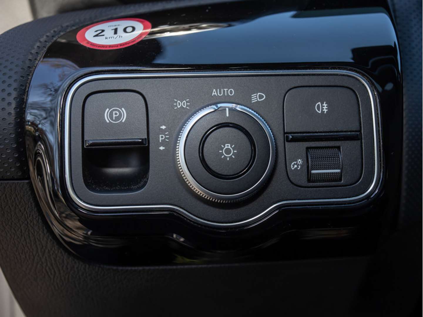 Mercedes CLA 200 Night Edition - 2023 - Joinsteer - #23