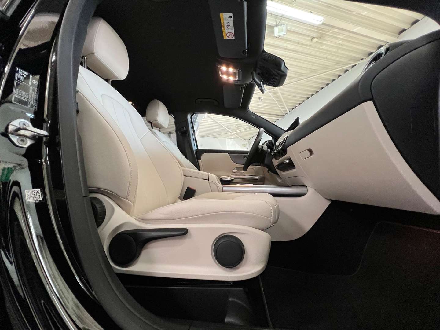 Mercedes GLA 180 Business - 2023 - Joinsteer - #18