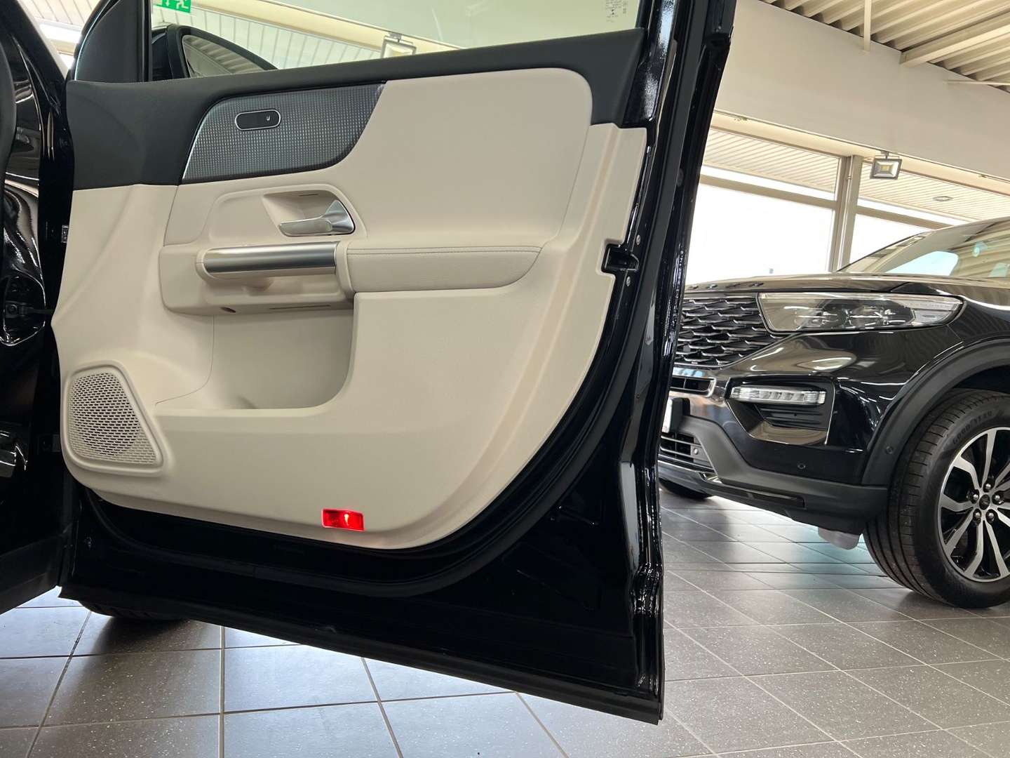 Mercedes GLA 180 Business - 2023 - Joinsteer - #19