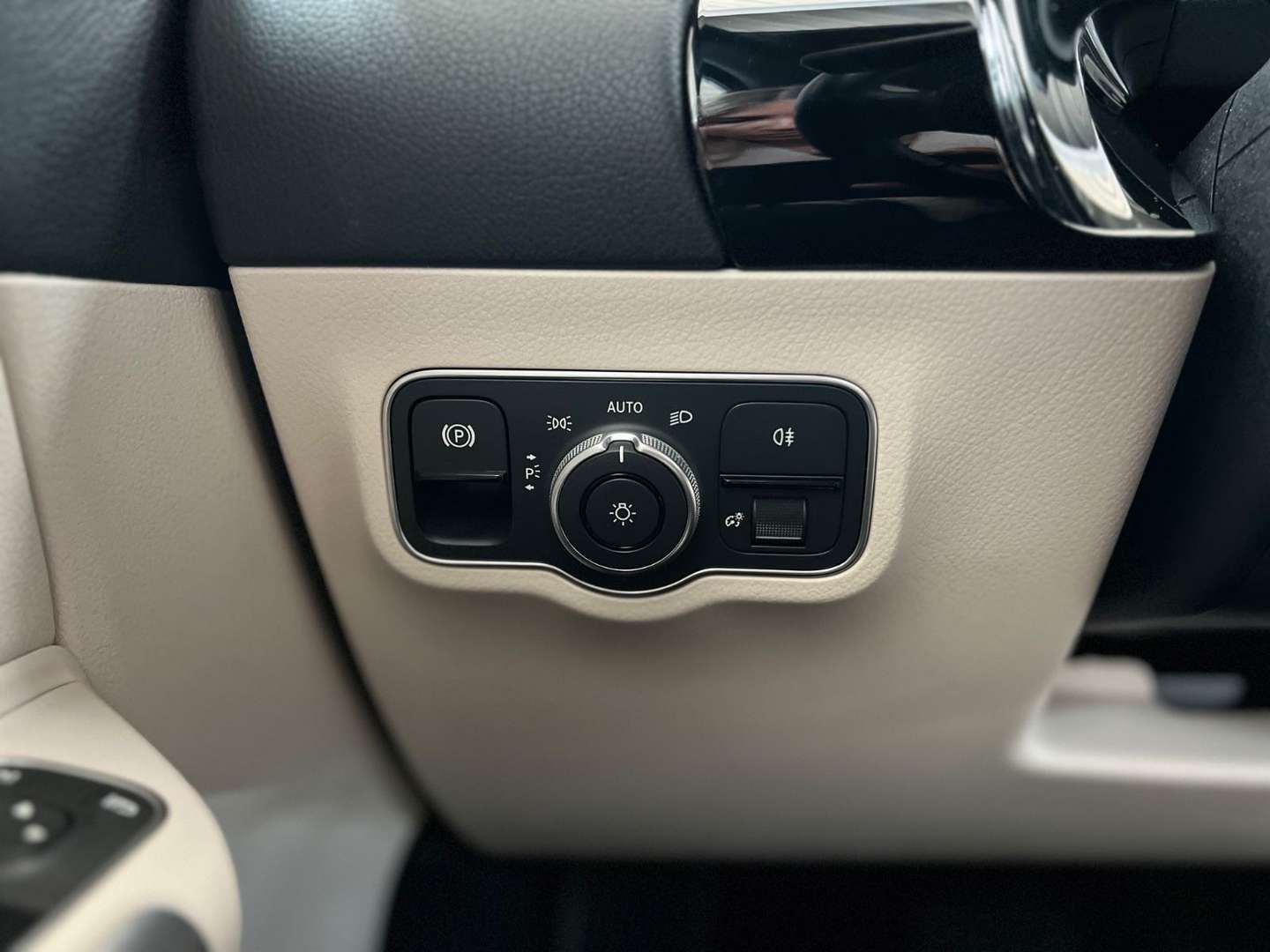 Mercedes GLA 180 Business - 2023 - Joinsteer - #29