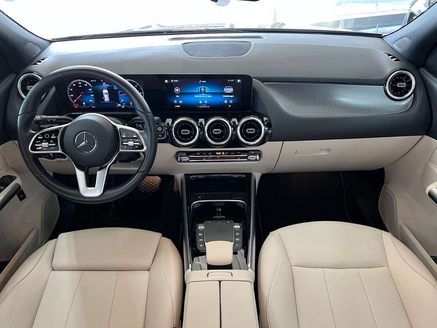 Mercedes GLA 180 Business - 2023 - Joinsteer - #36