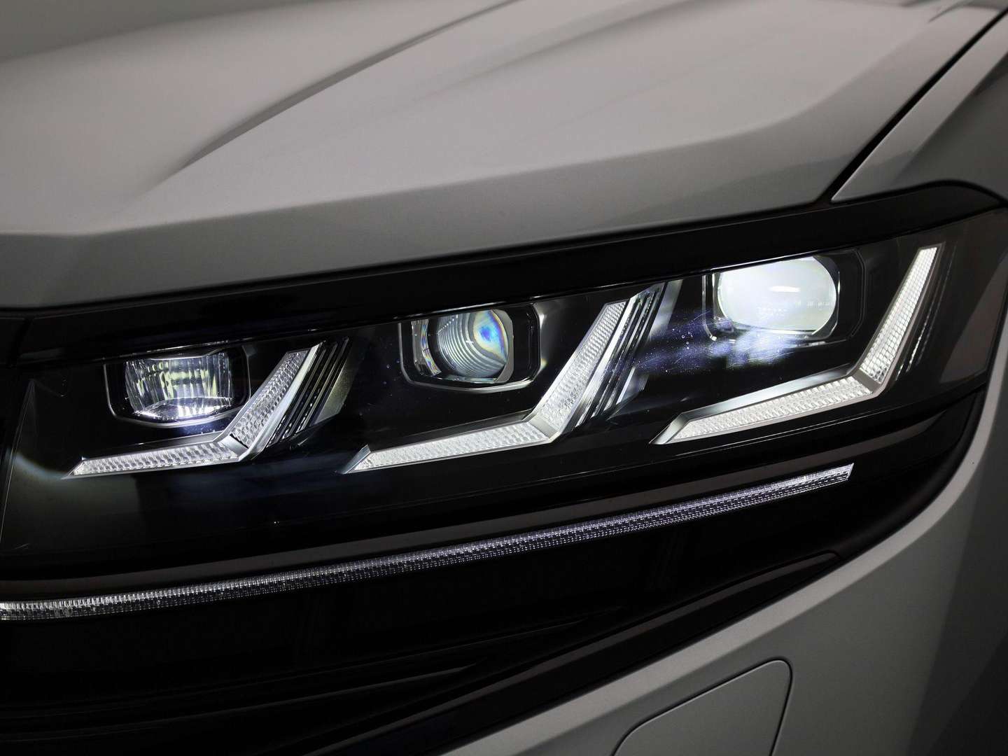 Volkswagen Touareg EHybrid 4Motion R - 2025 - Joinsteer - #14