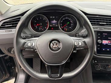 Volkswagen TIGUAN R-Line — photo 12