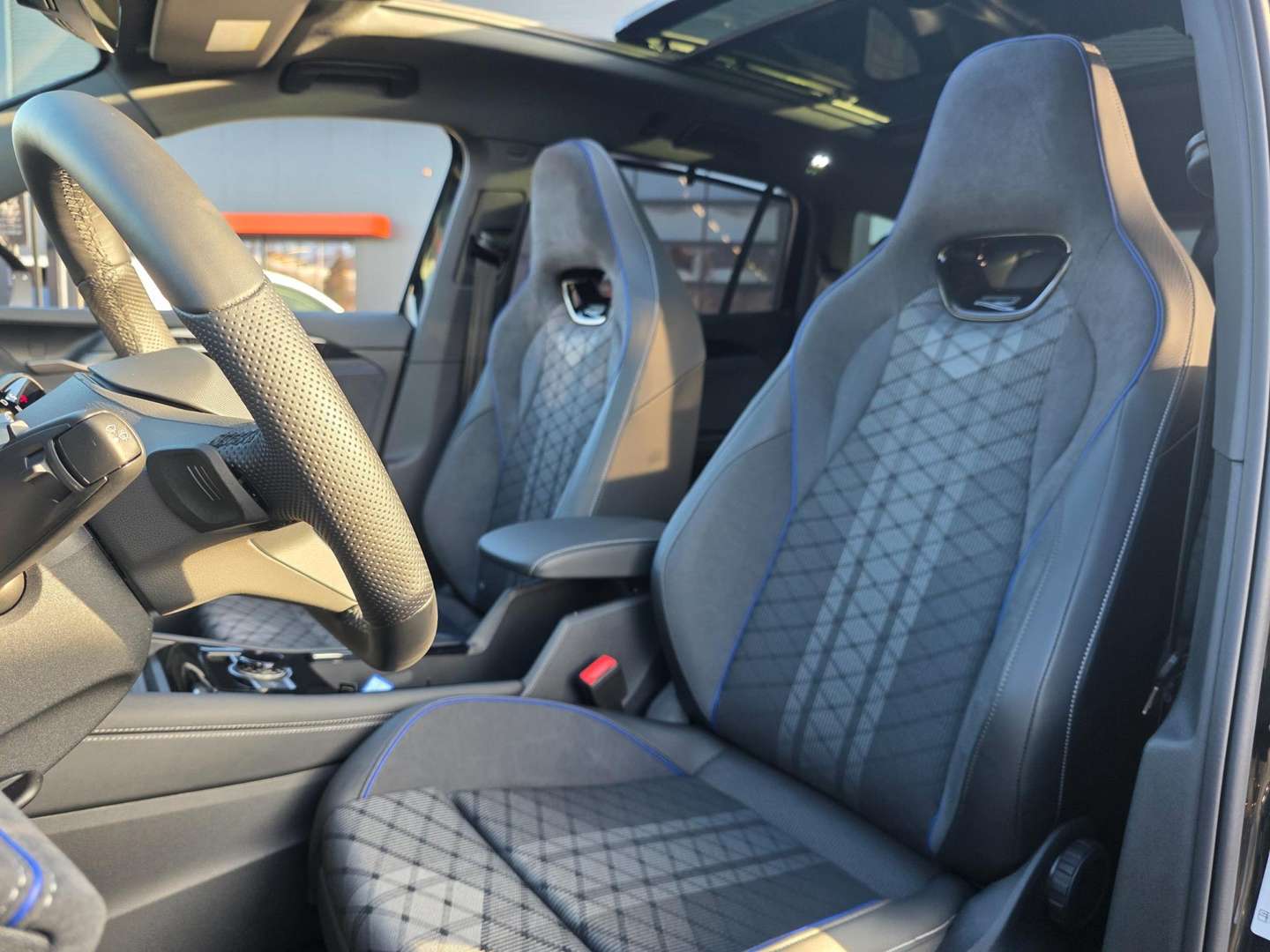 Volkswagen Tayron EHybrid R-Line Edition - 2025 - Joinsteer - #16