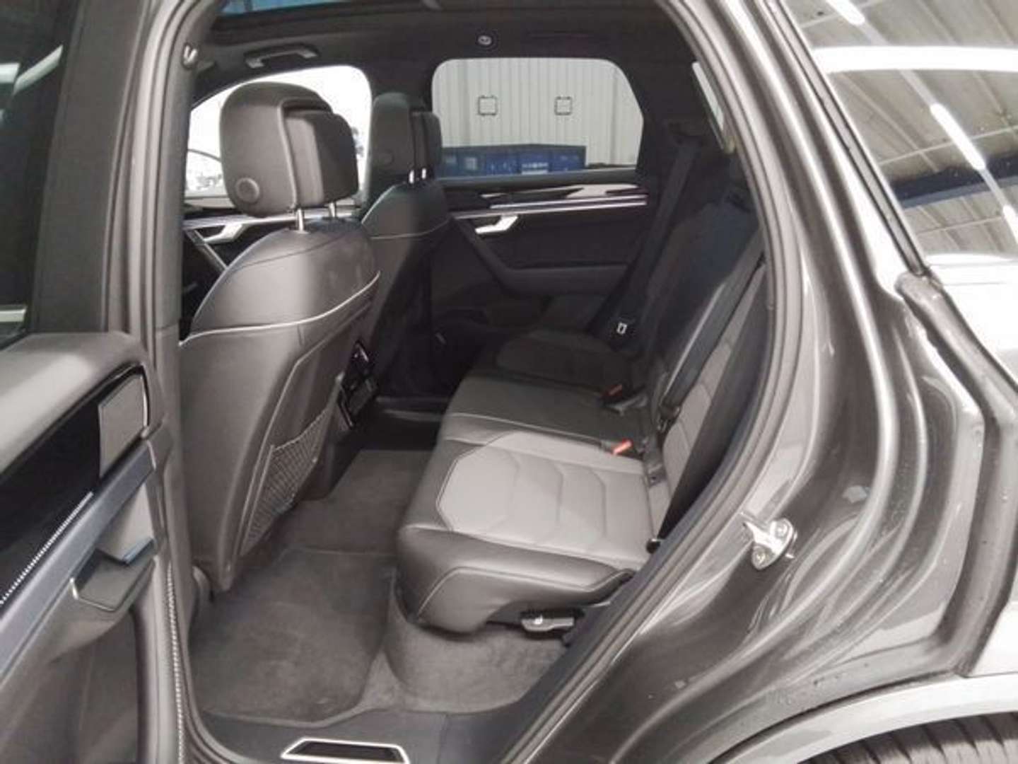 Volkswagen Touareg TDI 4Motion R-Line - 2025 - Joinsteer - #4