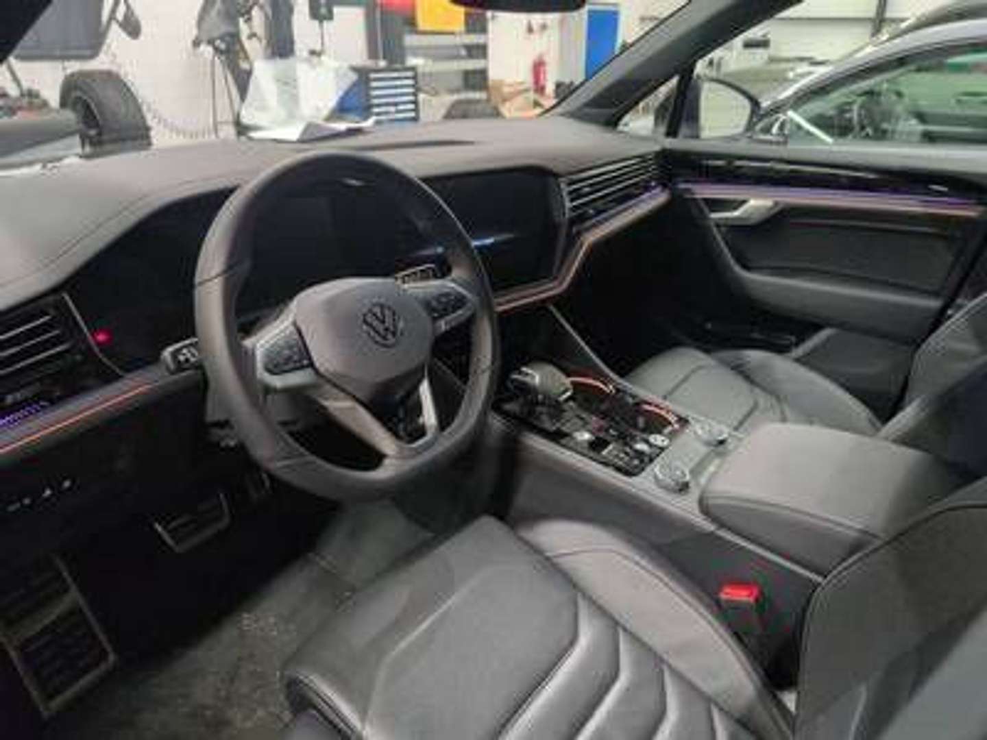 Volkswagen Touareg TDI 4Motion R-Line - 2025 - Joinsteer - #2