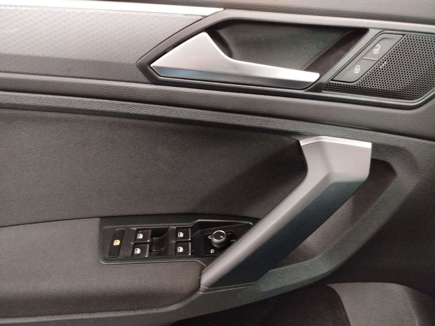 Volkswagen TIGUAN TSI Active - 2023 - Joinsteer - #6