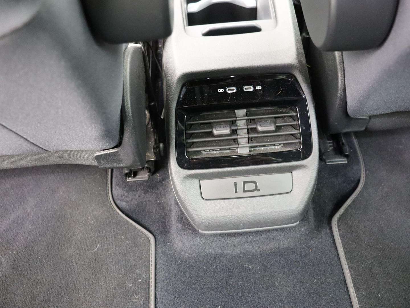 Volkswagen ID.4 Life - 2021 - Joinsteer - #13