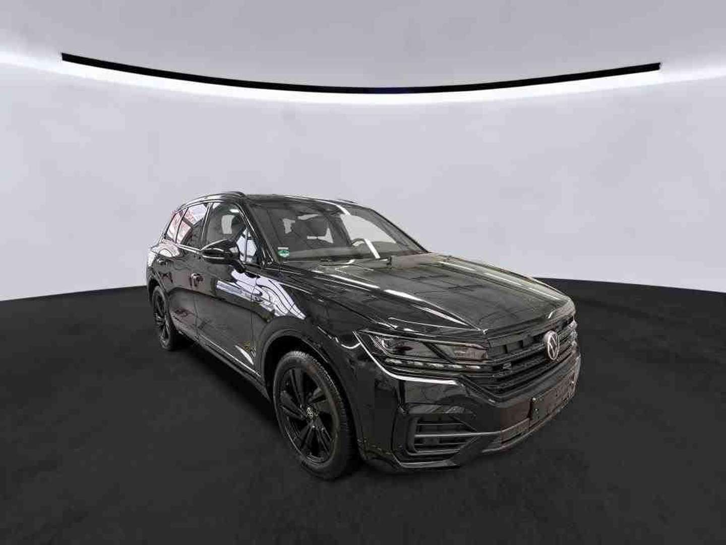 Volkswagen Touareg TDI Black - 2023 - Joinsteer - #4