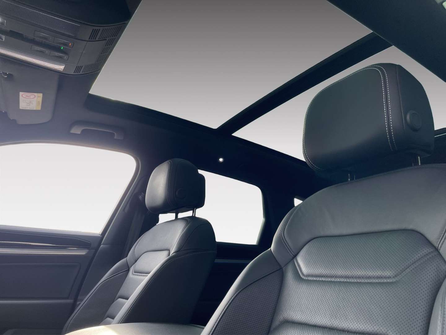 Volkswagen Touareg EHybrid 4Motion Elegance - 2024 - Joinsteer - #9