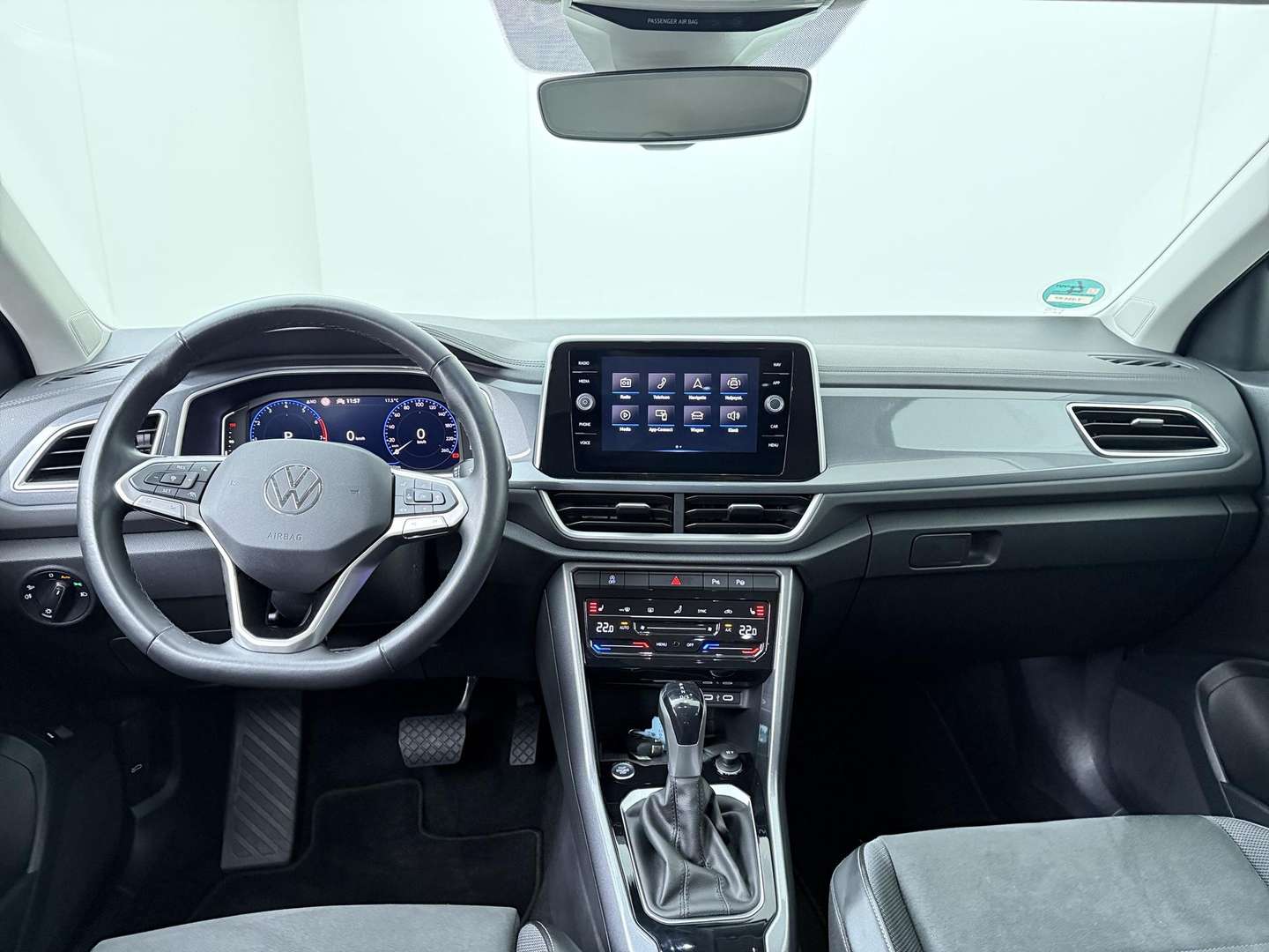 Volkswagen T-Roc TSI Style - 2023 - Joinsteer - #10