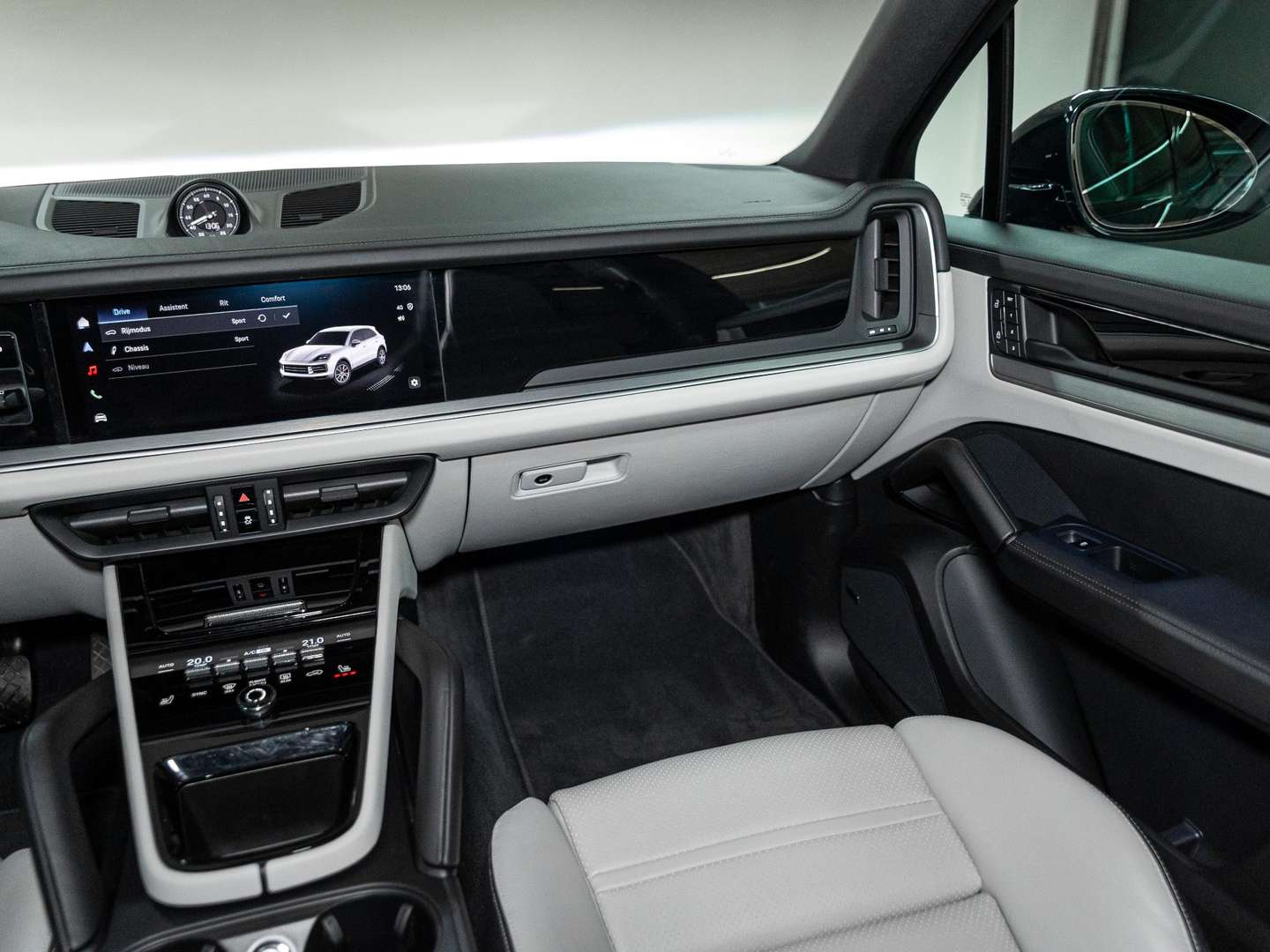 Porsche Cayenne III E-Hybrid - 2024 - Joinsteer - #40