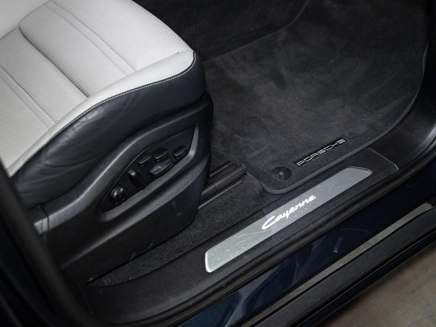 Porsche Cayenne III E-Hybrid - 2024 - Joinsteer - #48