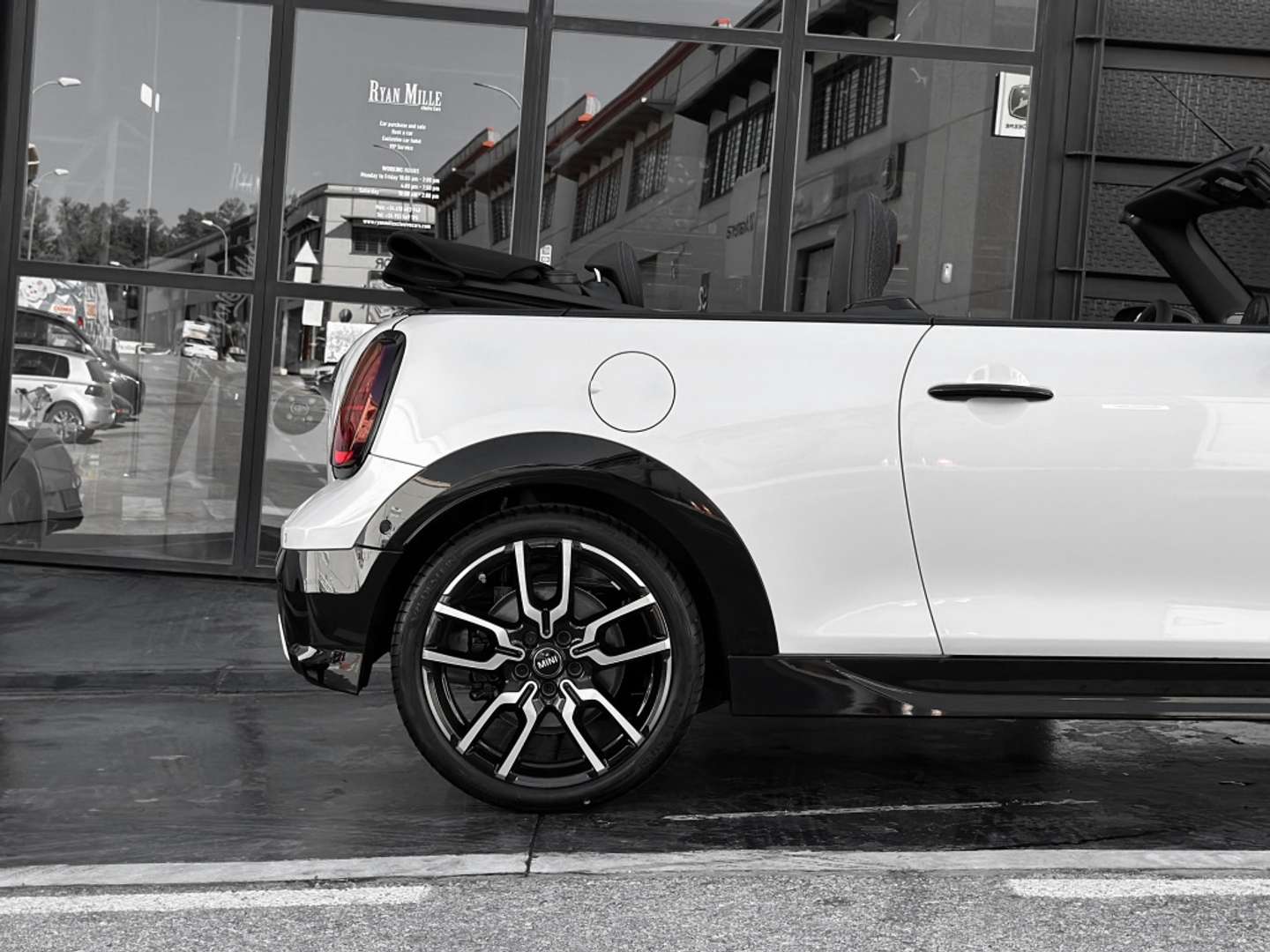 Mini Cabrio John Cooper Works - 2025 - Joinsteer - #6