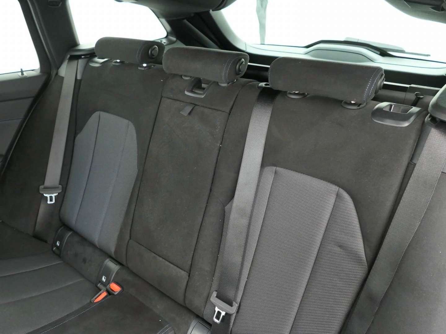 BMW 318d M Sport 318d - 2025 - Joinsteer - #8