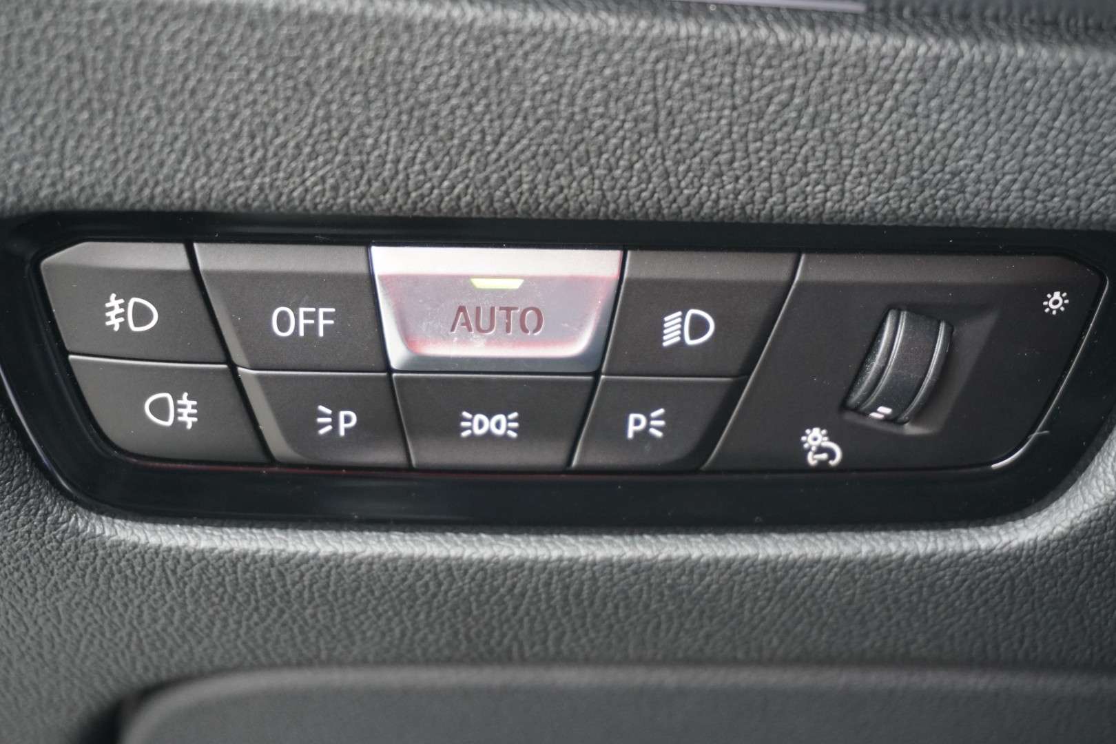 BMW 330e M Sport 330e XDrive - 2021 - Joinsteer - #27