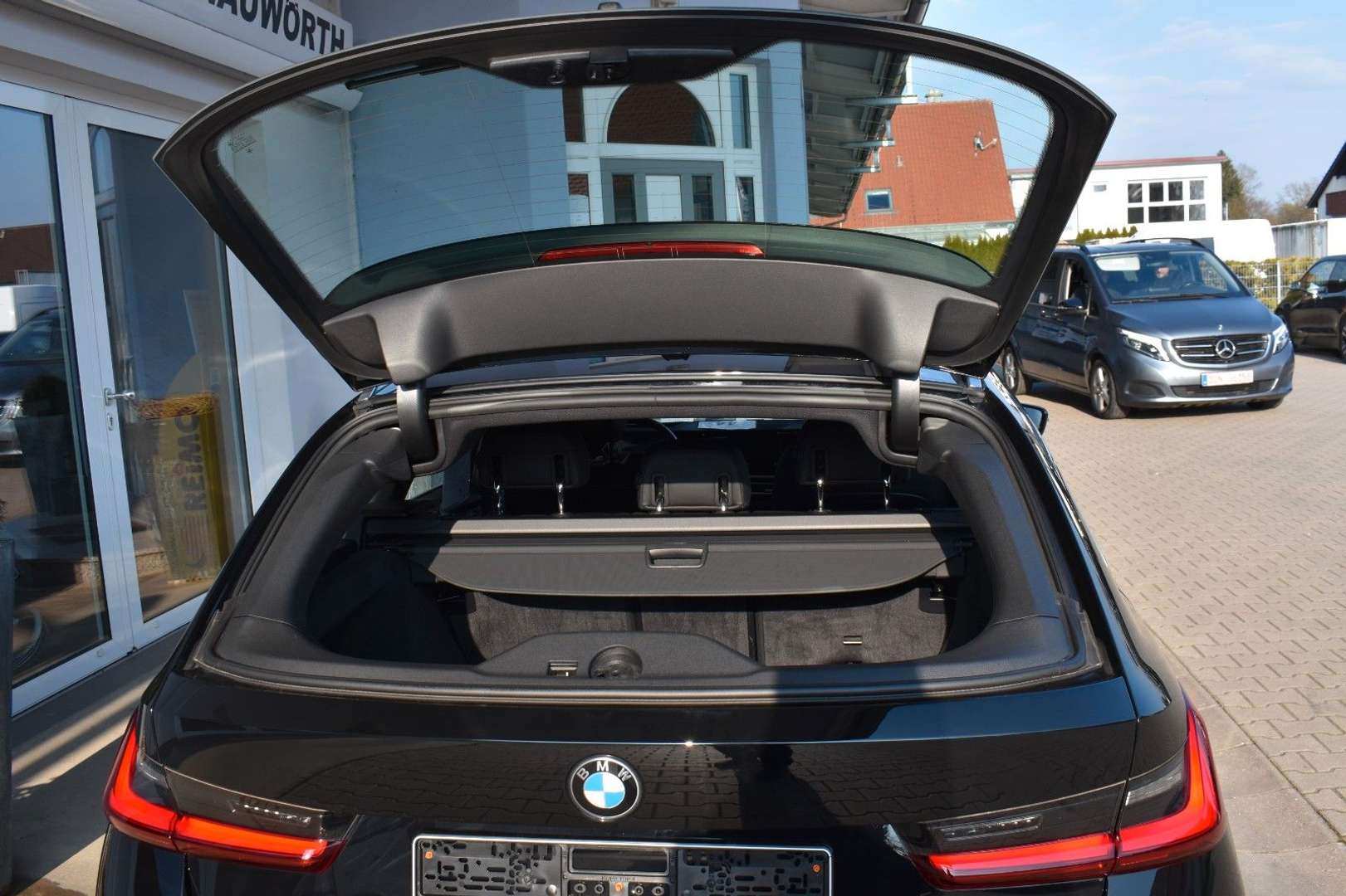 BMW Série 3 Touring 318d - 2023 - Joinsteer - #17