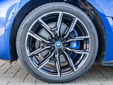 BMW I4 EDrive35 — photo 8