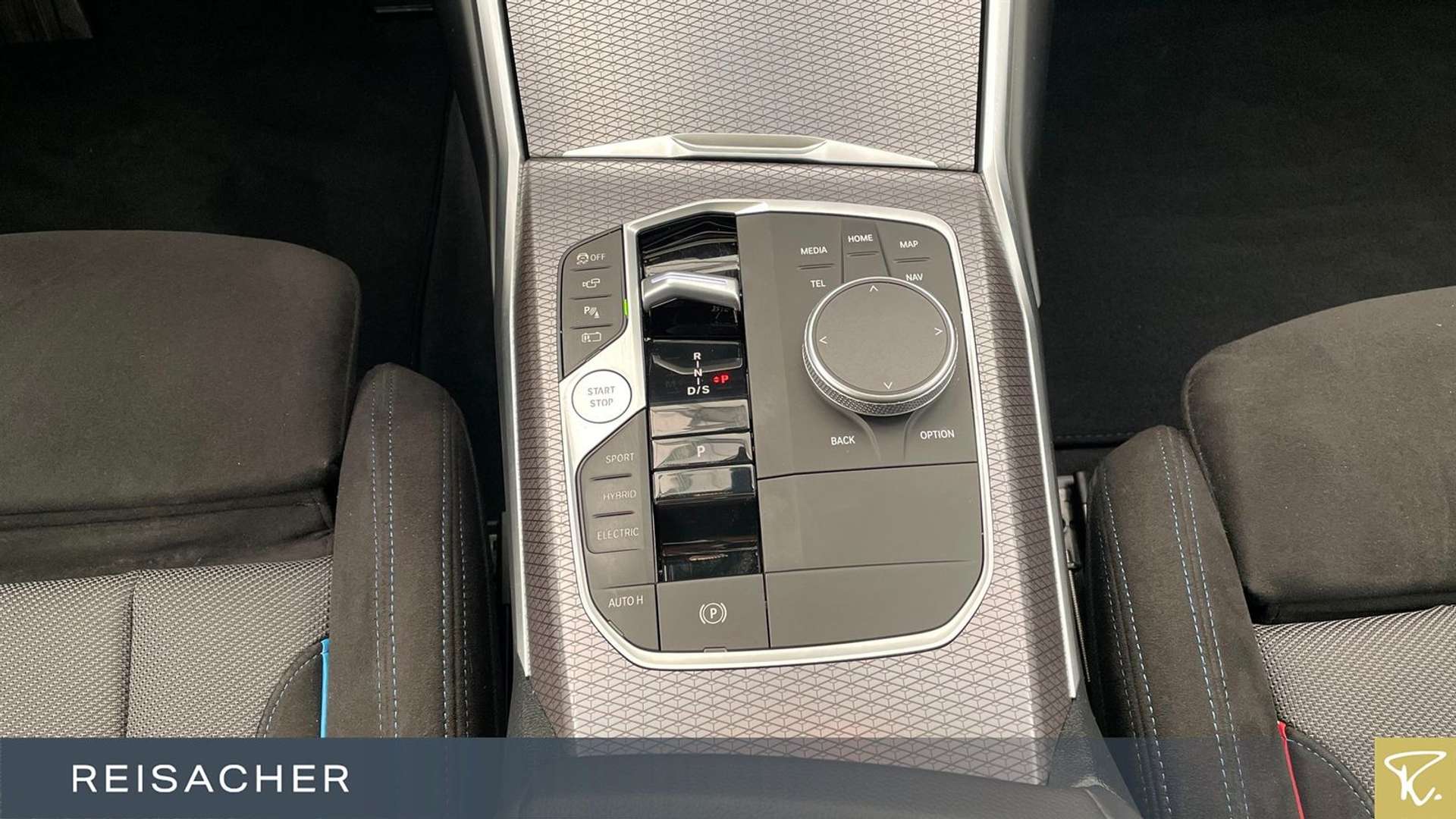 BMW 330e - 2025 - Joinsteer - #11