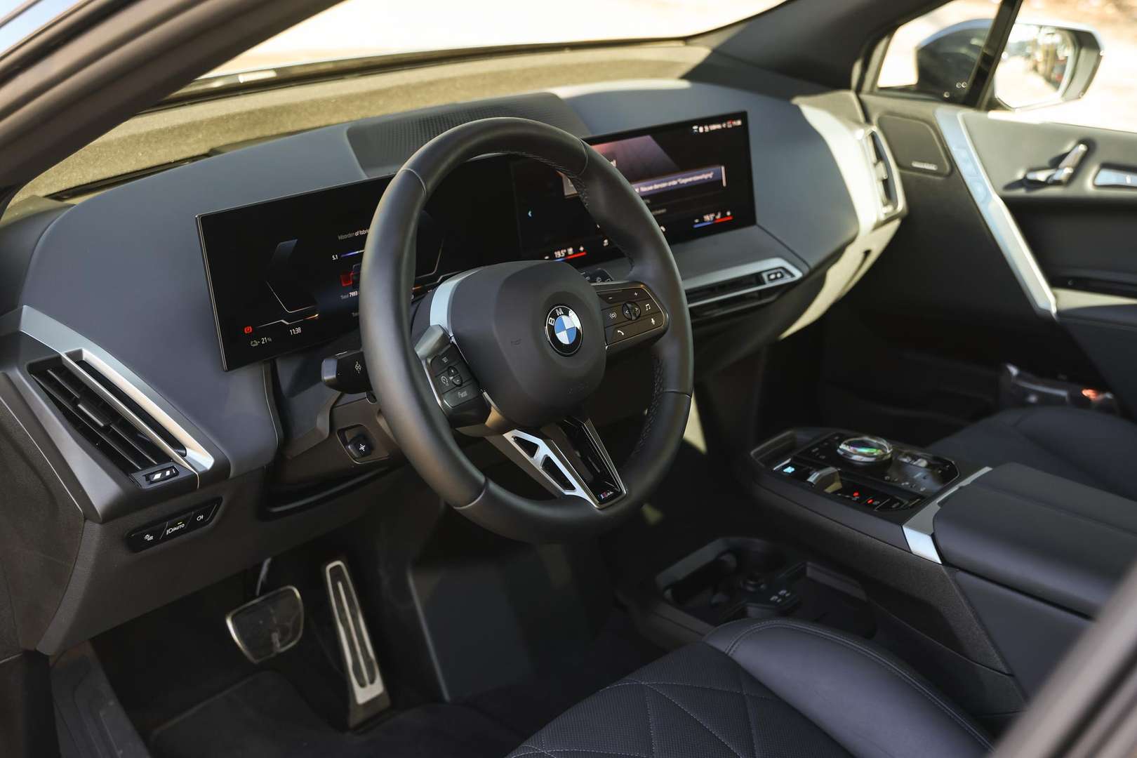 BMW IX XDrive45 - 2025 - Joinsteer - #8