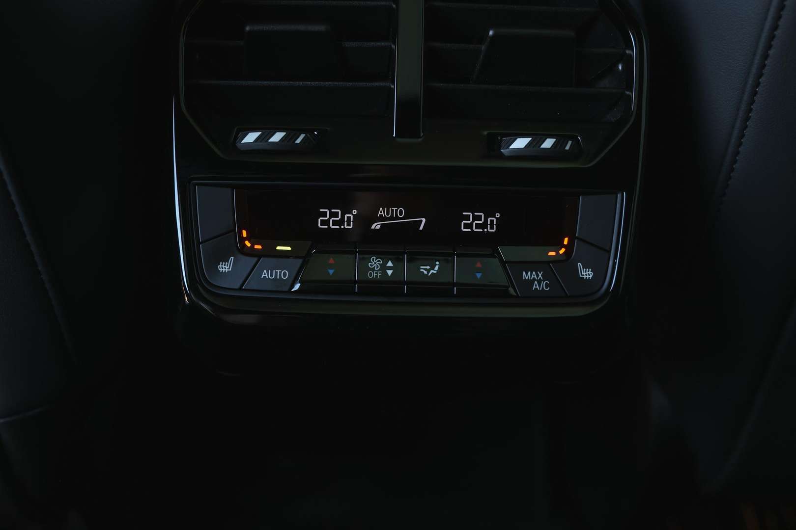 BMW IX XDrive45 - 2025 - Joinsteer - #12