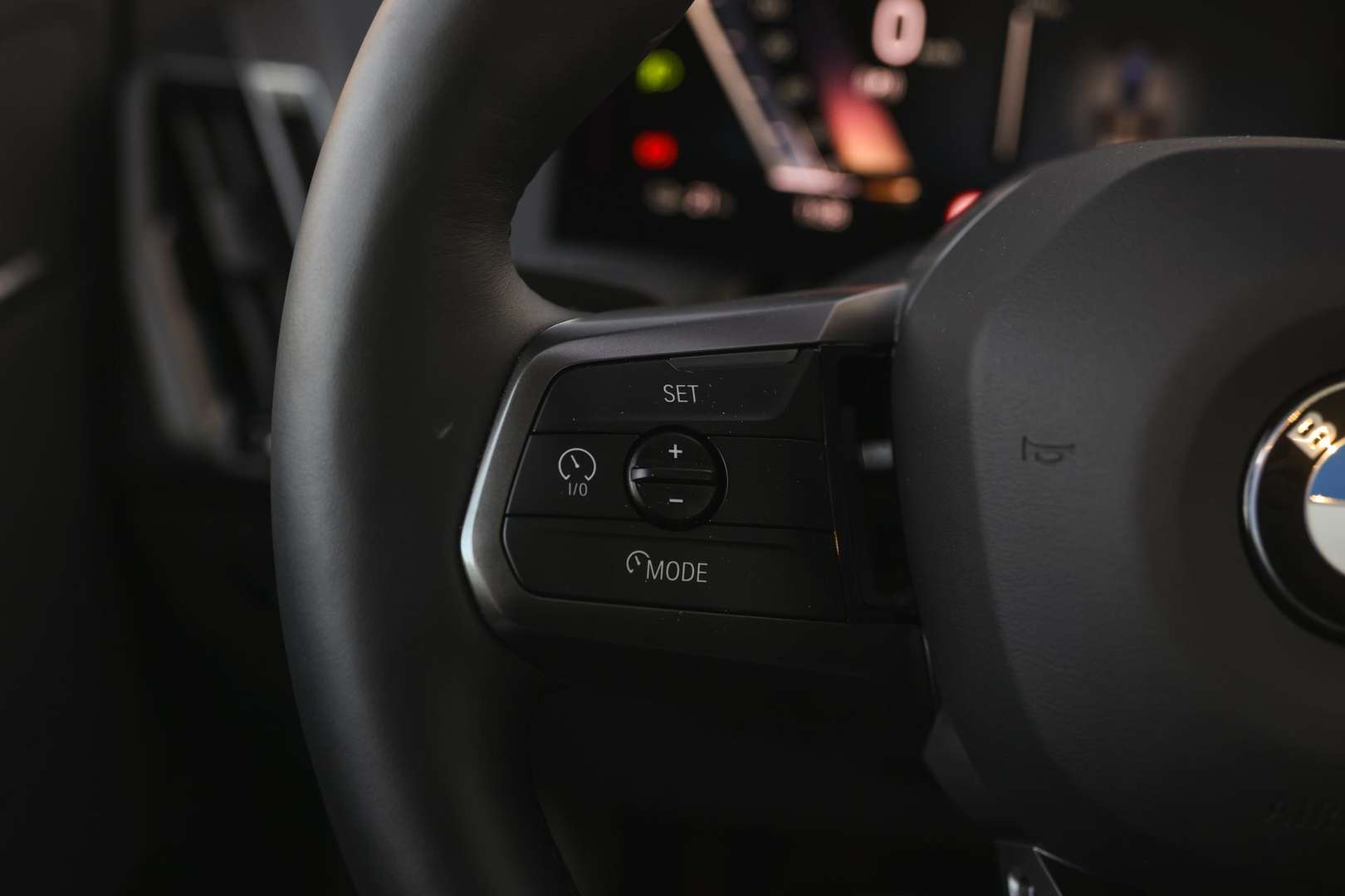 BMW IX XDrive45 - 2025 - Joinsteer - #13