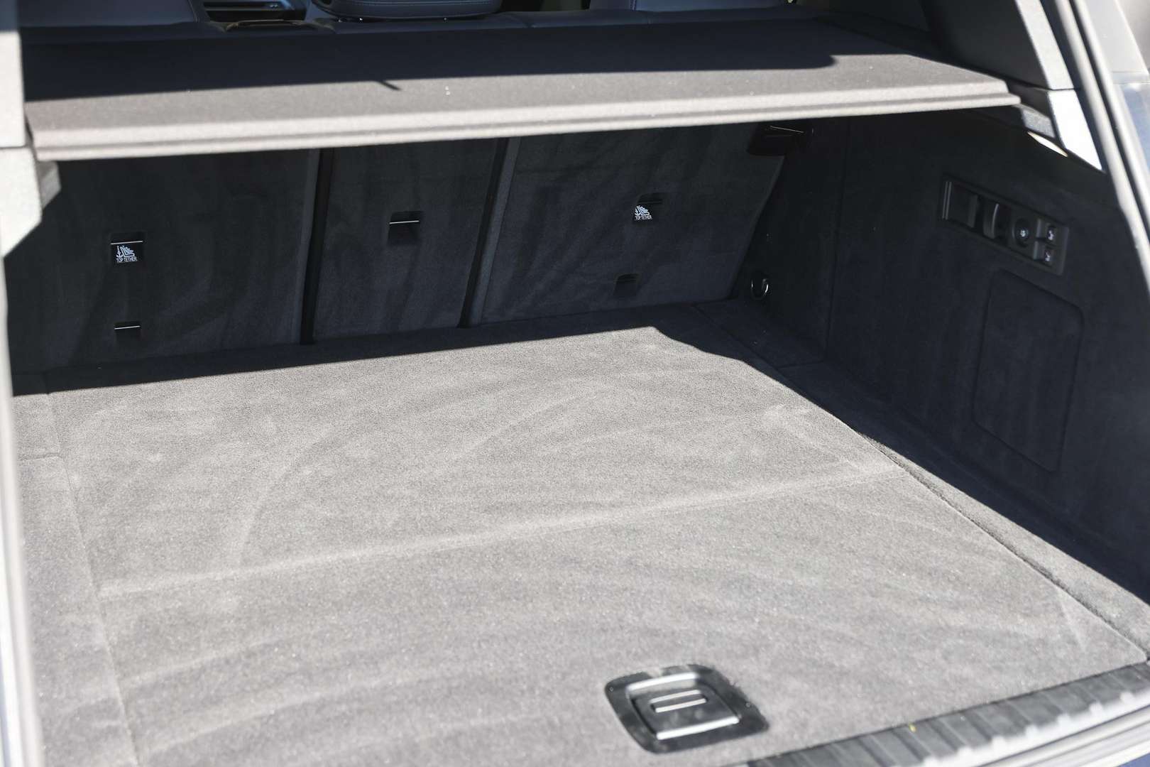 BMW IX XDrive45 - 2025 - Joinsteer - #33