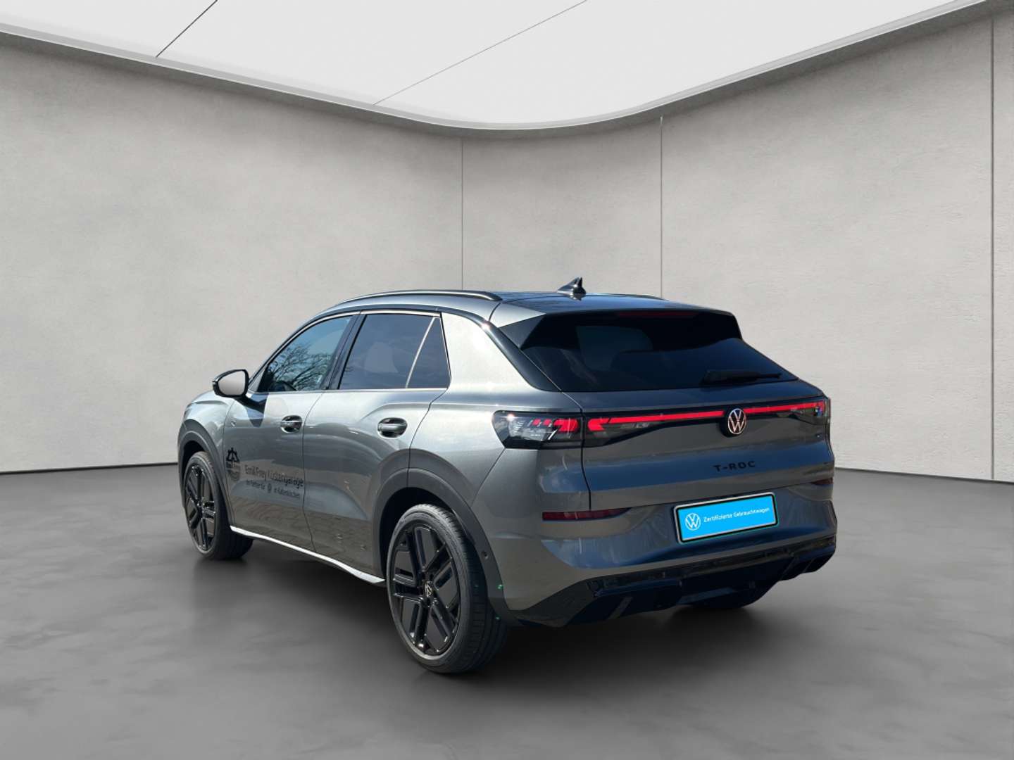 Volkswagen T-Roc R-Line - 2026 - Joinsteer - #4