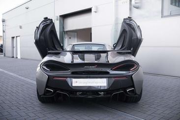 McLaren 570S — photo 23