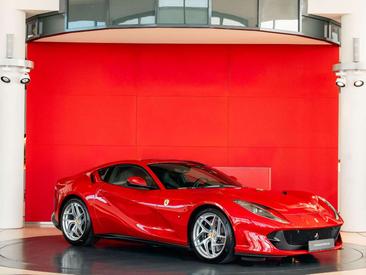 Ferrari 812 Superfast — photo 7