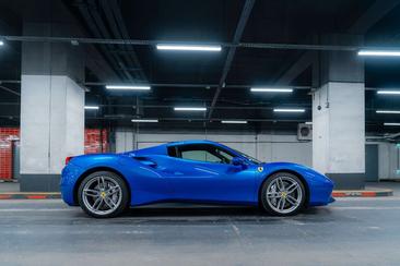 Ferrari 488 Spider — photo 2