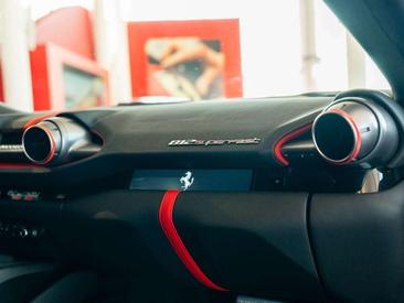 Ferrari 812 Superfast — photo 24