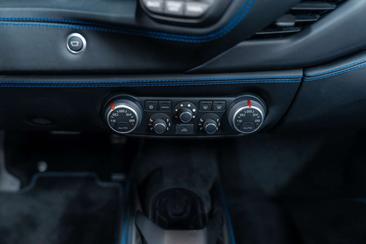 Ferrari 488 Spider — photo 17