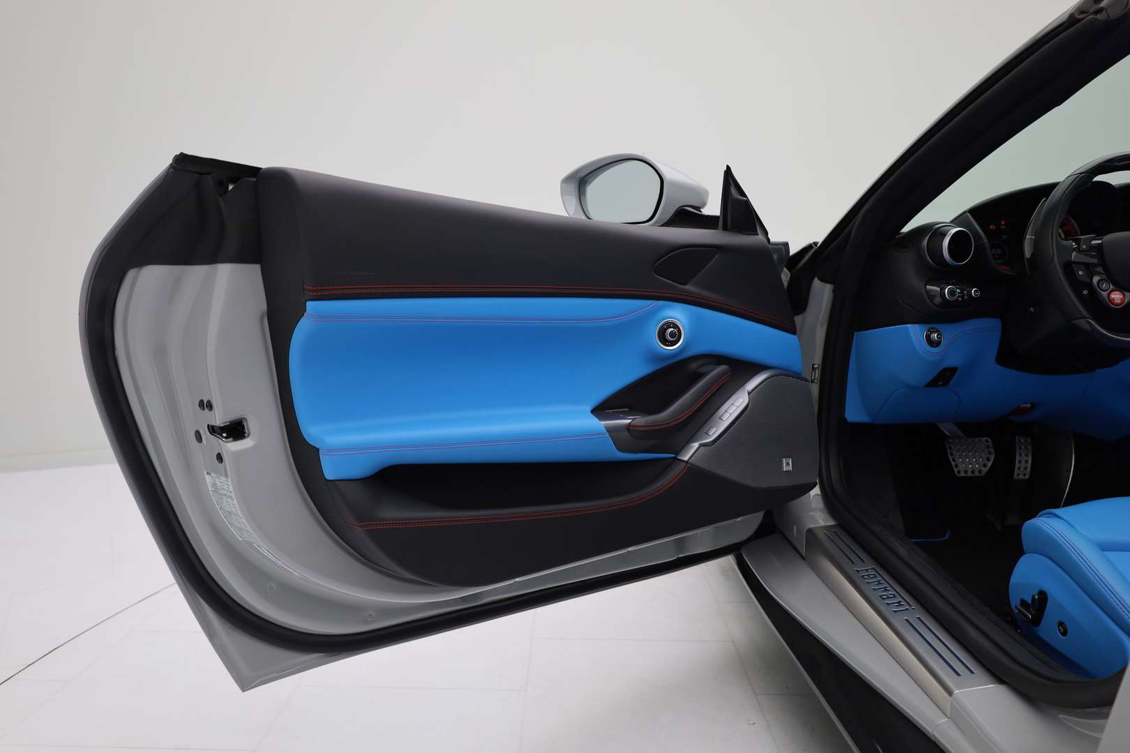 Ferrari Portofino - 2023 - Joinsteer - #15