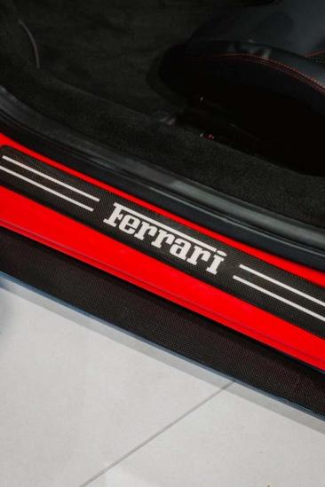 Ferrari F8 Spider — photo 24