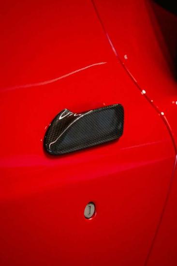 Ferrari F8 Spider — photo 28