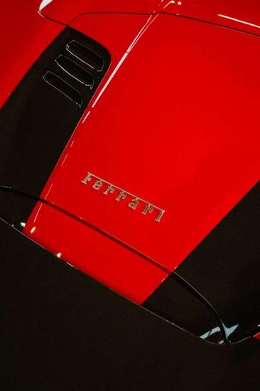 Ferrari F8 Spider — photo 31