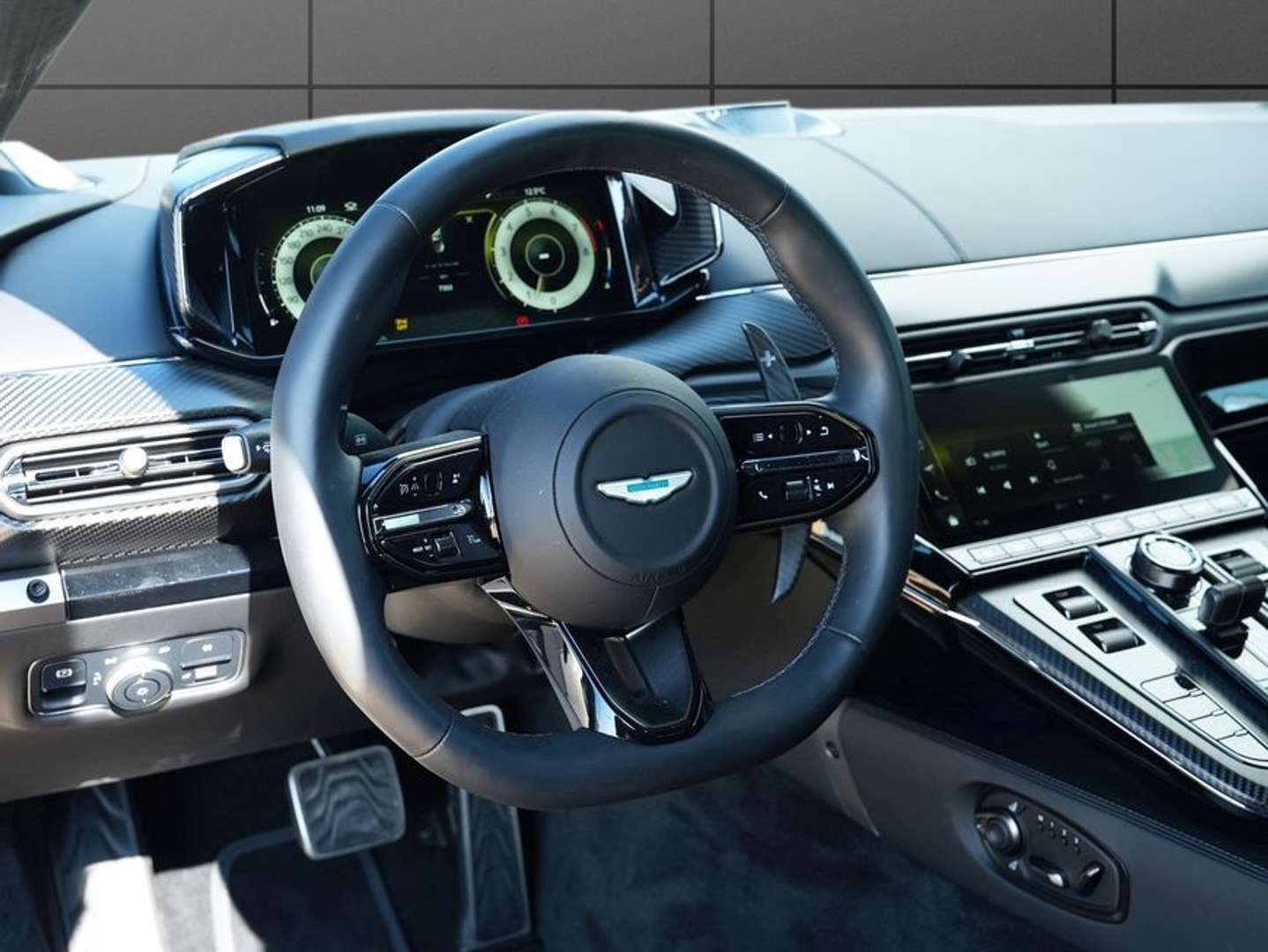 Aston Martin V8 Roadster - 2025 - Joinsteer - #4