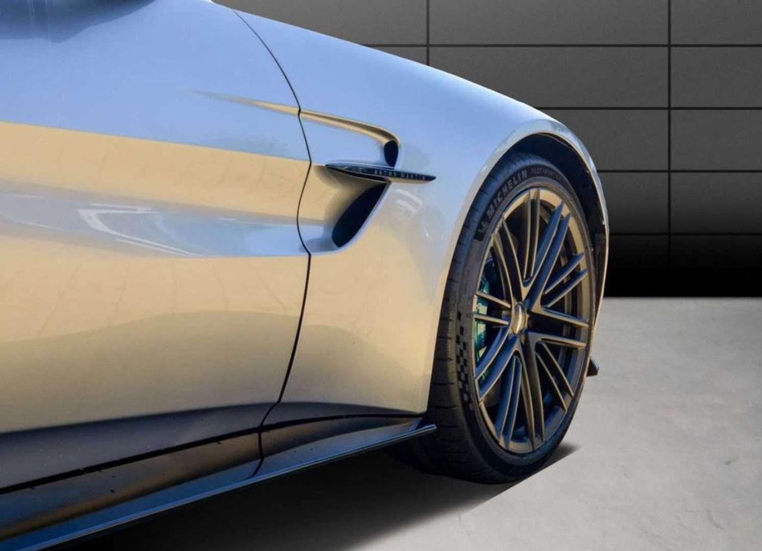 Aston Martin V8 Cabriolet - 2025 - Joinsteer - #3