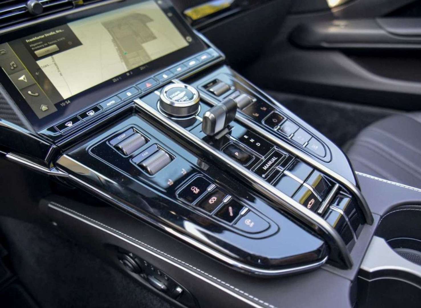 Aston Martin V8 Cabriolet - 2025 - Joinsteer - #16