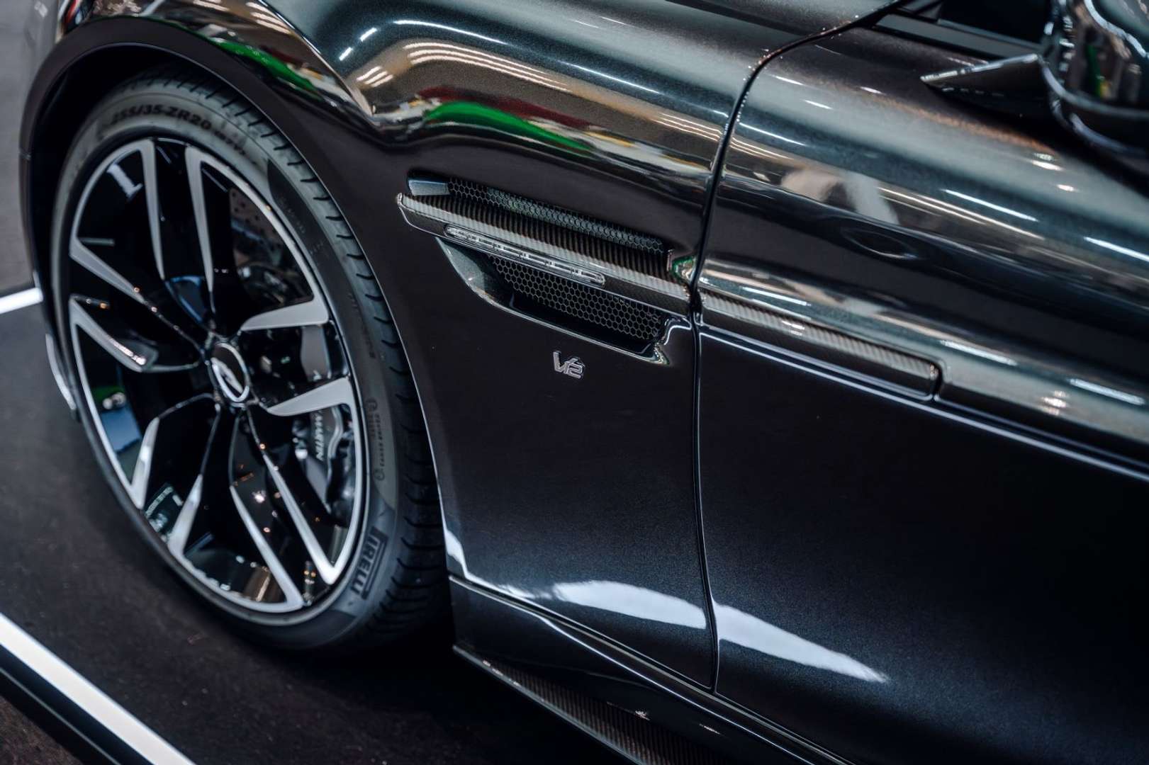 Aston Martin Vanquish Volante - 2017 - Joinsteer - #5